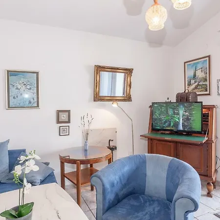 Velijoze Apartment Porec